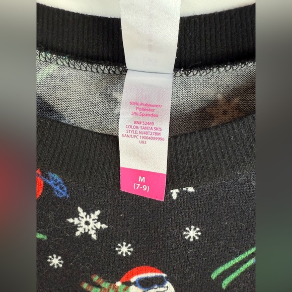 No boundaries juniors Santa Ski black holiday sweater. 3/4 sleeves. Size 7/9. - Picture 4 of 4